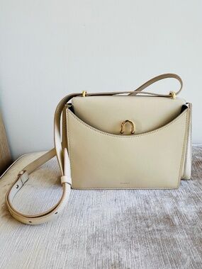 Yuzefi Cream Leather Shoulder/Crossbody Bag